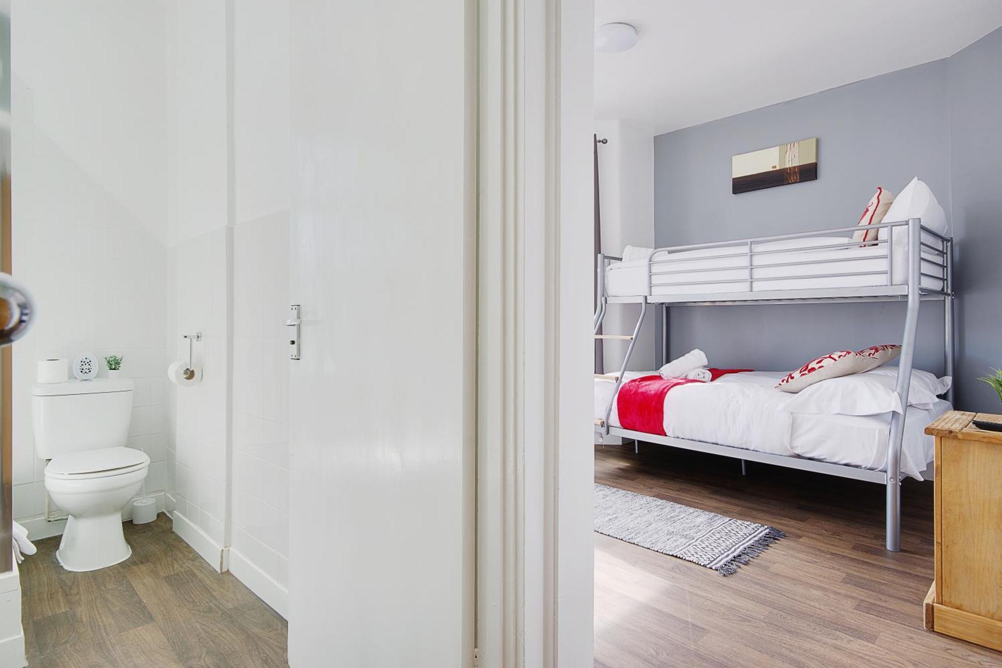 Azure Beach Hotel Борнмут Экстерьер фото
